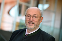 Prof. Dr. Manfred Niekisch Prof. Dr. Manfred Niekisch